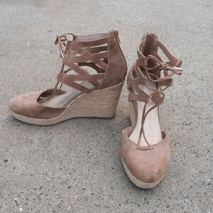 Michael Shannon Shondra Tan Suede Espadrille Wedge Sandals Lace Up Size 10